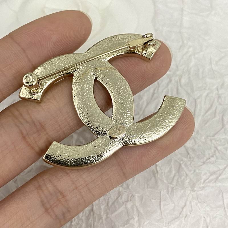 Chanel Brooch 07yxq08 (6)