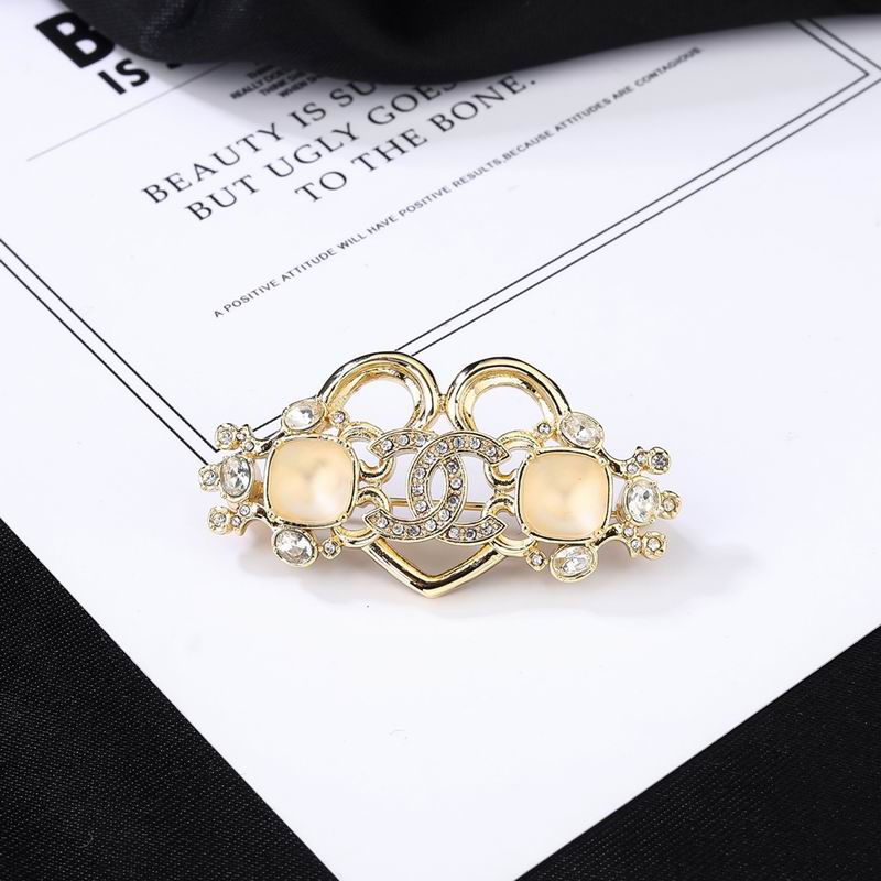Chanel Brooch 08yxq02 (2)