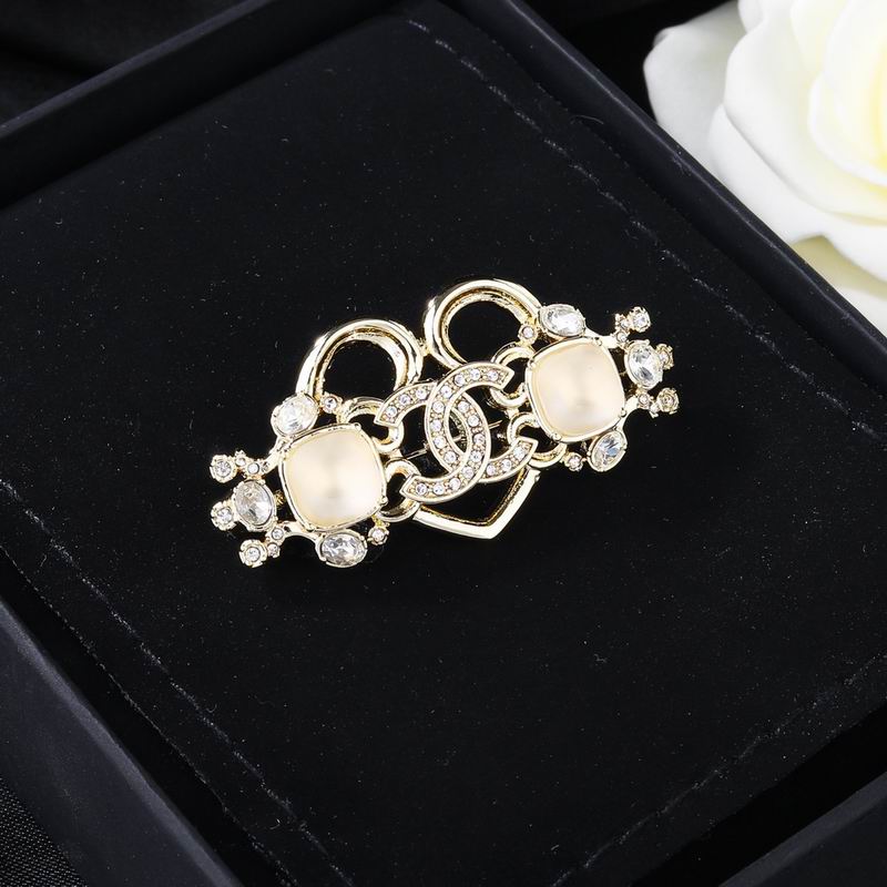 Chanel Brooch 08yxq02 (4)