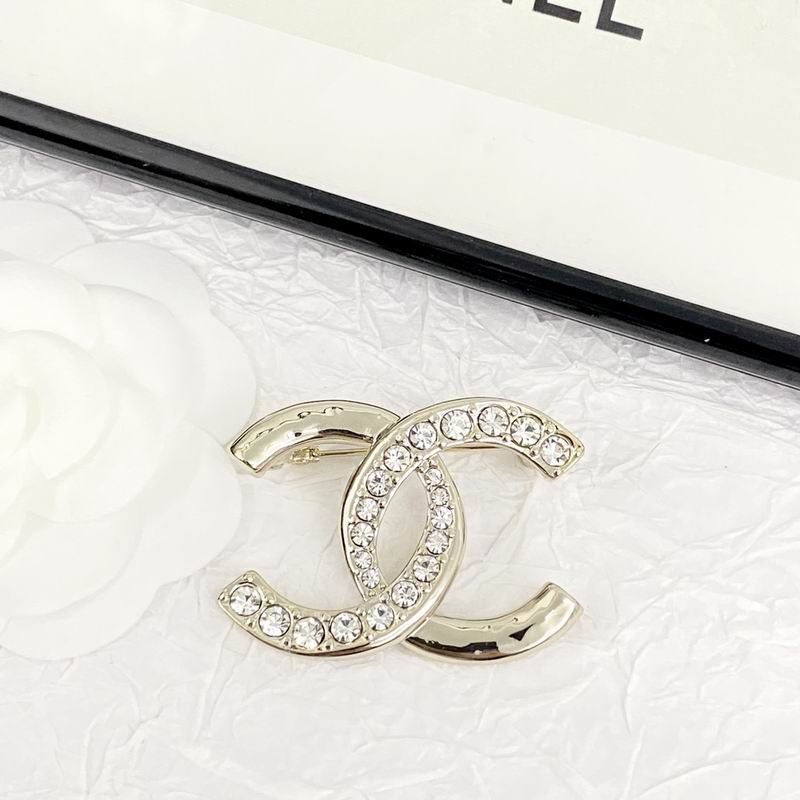 Chanel Brooch 08yxq04 (2)