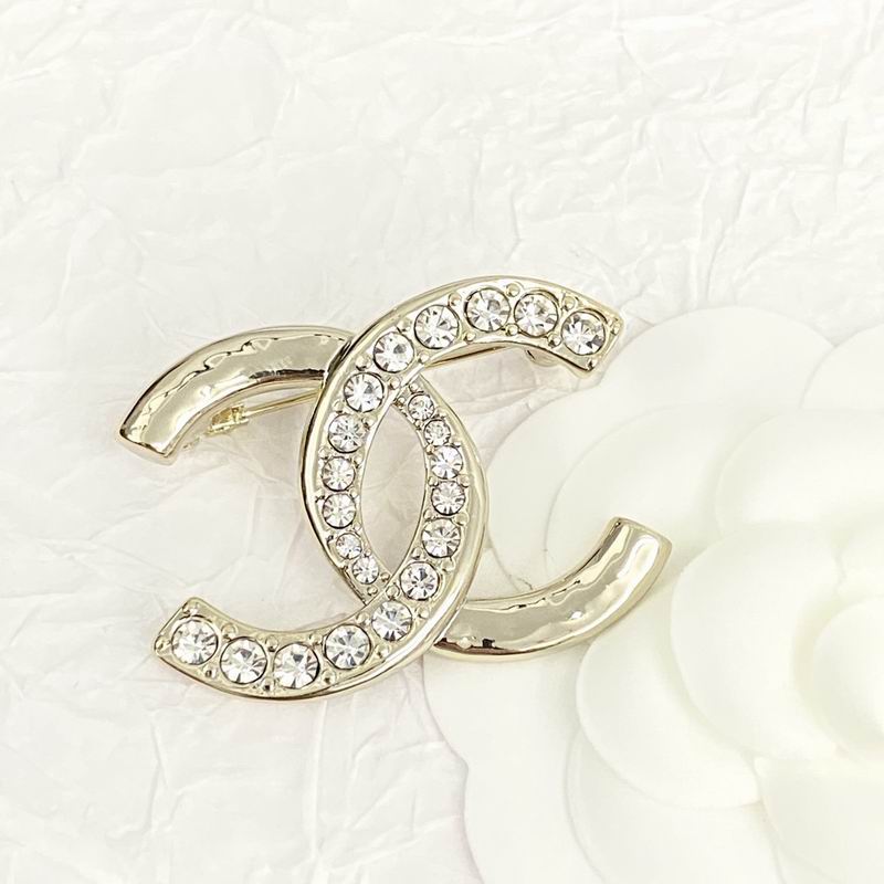 Chanel Brooch 08yxq04 (3)