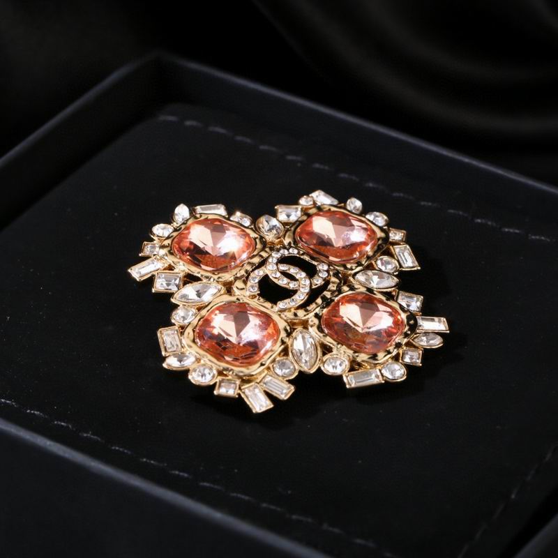 Chanel Brooch 08yxq05 (5)