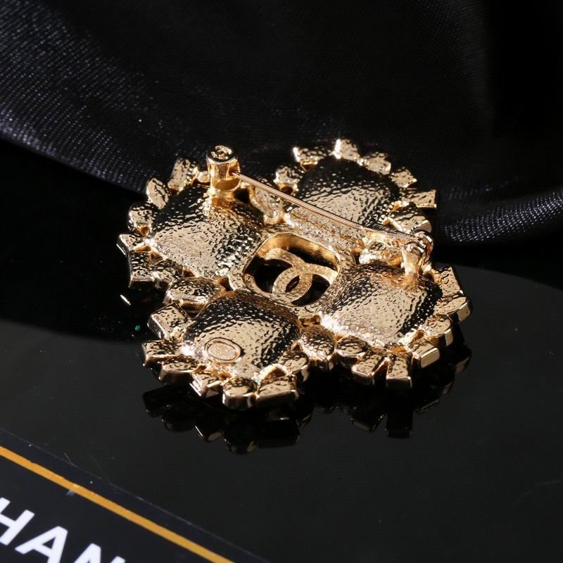 Chanel Brooch 08yxq05 (7)