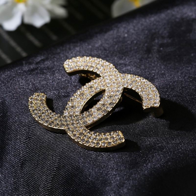Chanel Brooch 08yxq06 (6)