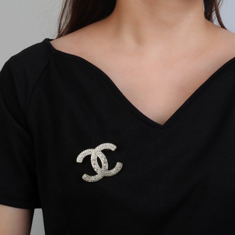 Chanel Brooch 08yxq06 (8)