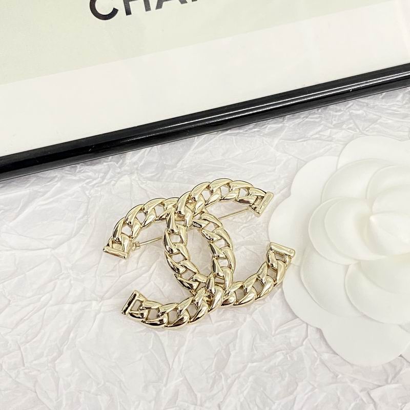 Chanel Brooch 08yxq14 (8)