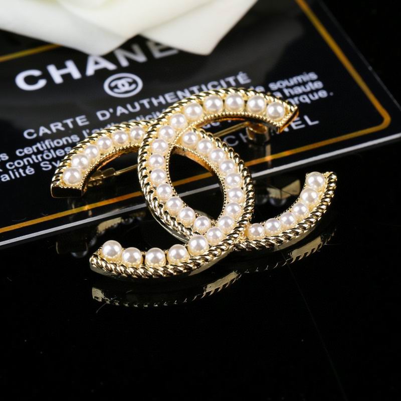 Chanel Brooch 08yxq15 (3)