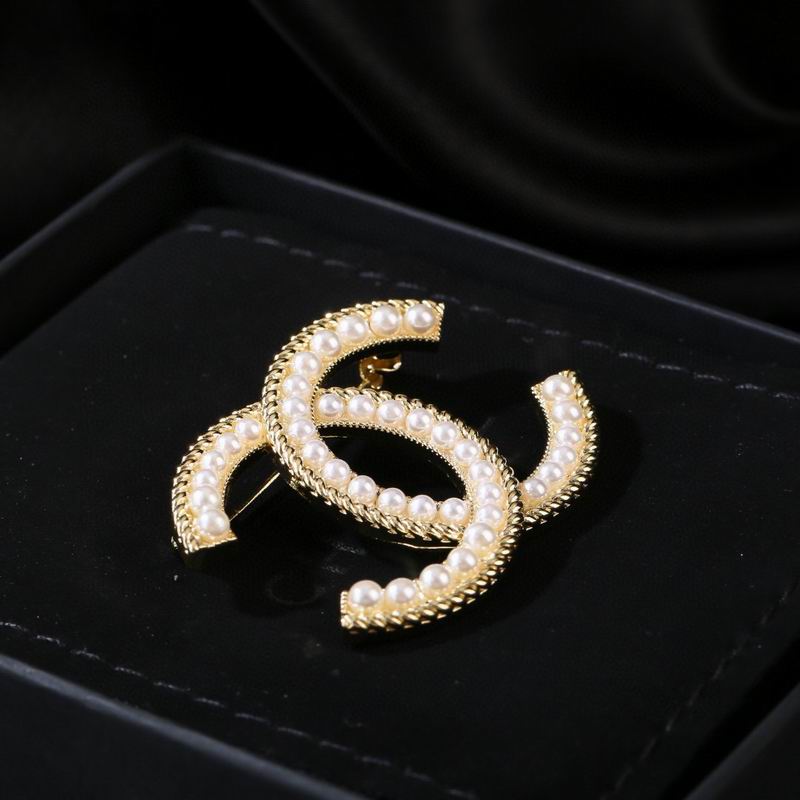 Chanel Brooch 08yxq15 (5)