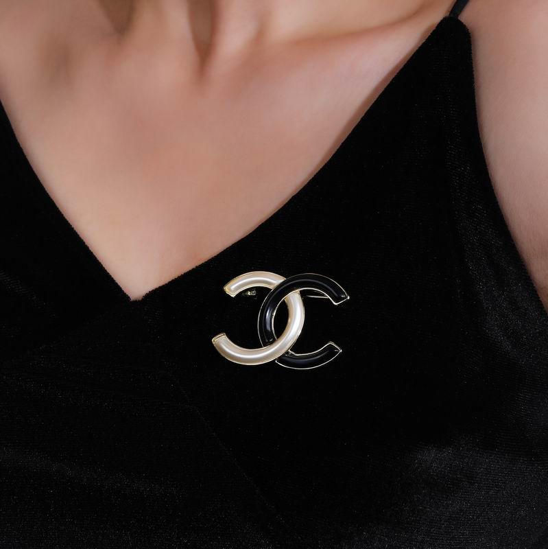 Chanel Brooch 08yxq16 (8)