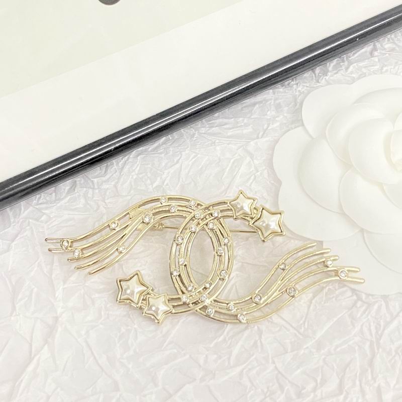 Chanel Brooch 08yxq19 (5)