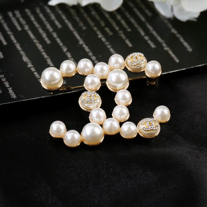 Chanel Brooch 08yxq21 (1)