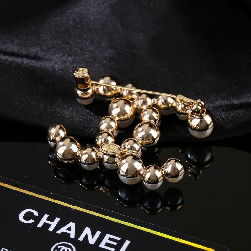 Chanel Brooch 08yxq21 (7)