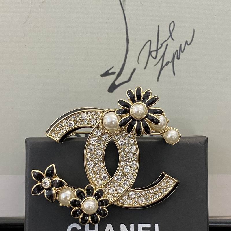 Chanel Brooch 08yxq22 (2)