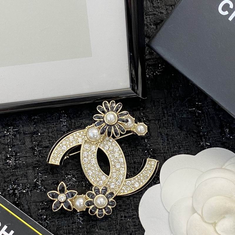 Chanel Brooch 08yxq22 (4)