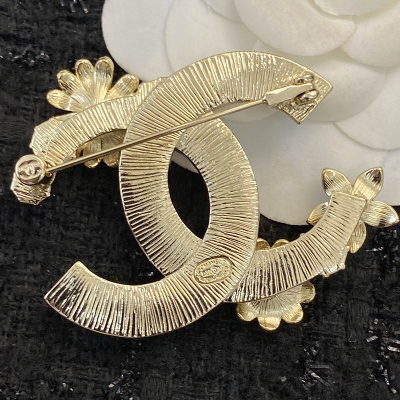 Chanel Brooch 08yxq22 (6)