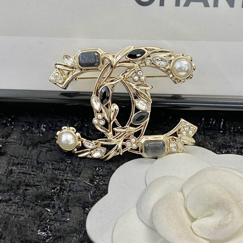 Chanel Brooch 08yxq23 (5)