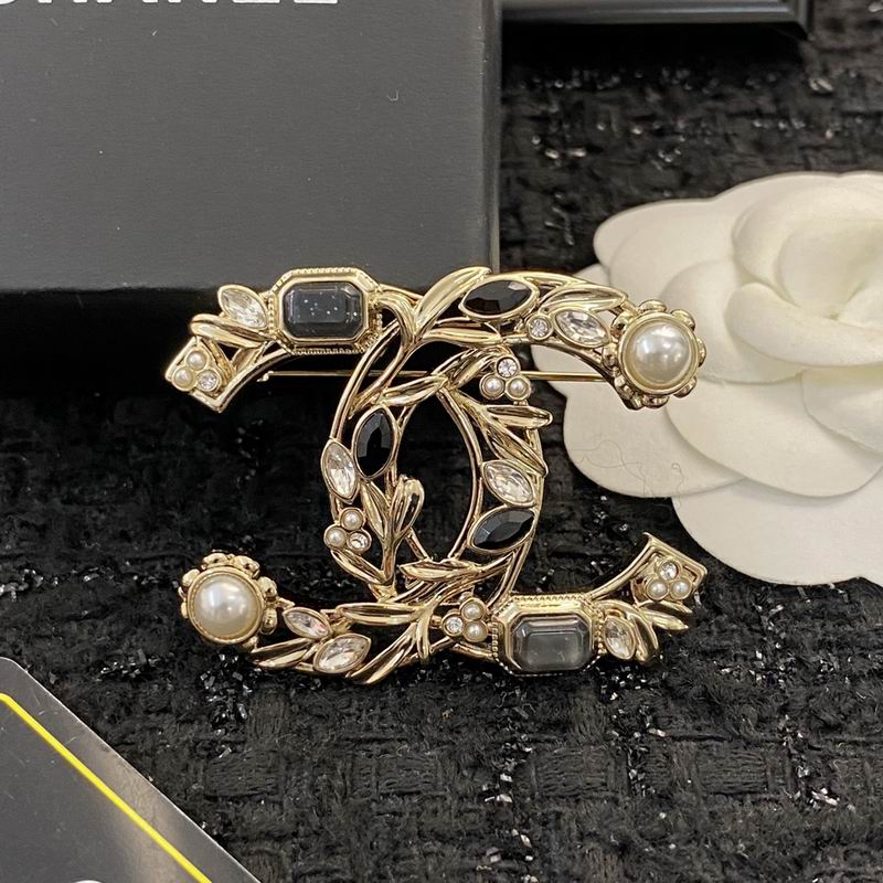 Chanel Brooch 08yxq23 (6)