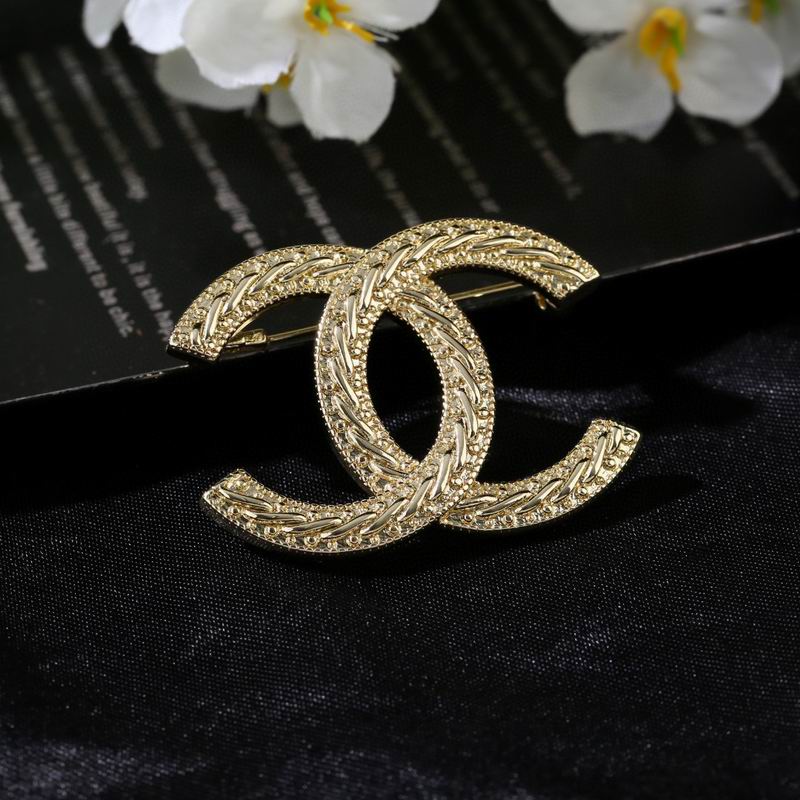 Chanel Brooch 08yxq24 (1)