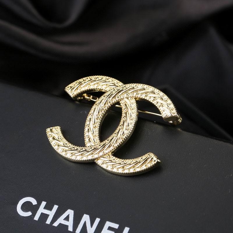 Chanel Brooch 08yxq24 (4)