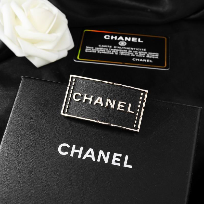 Chanel Brooch 08yxq25 (4)