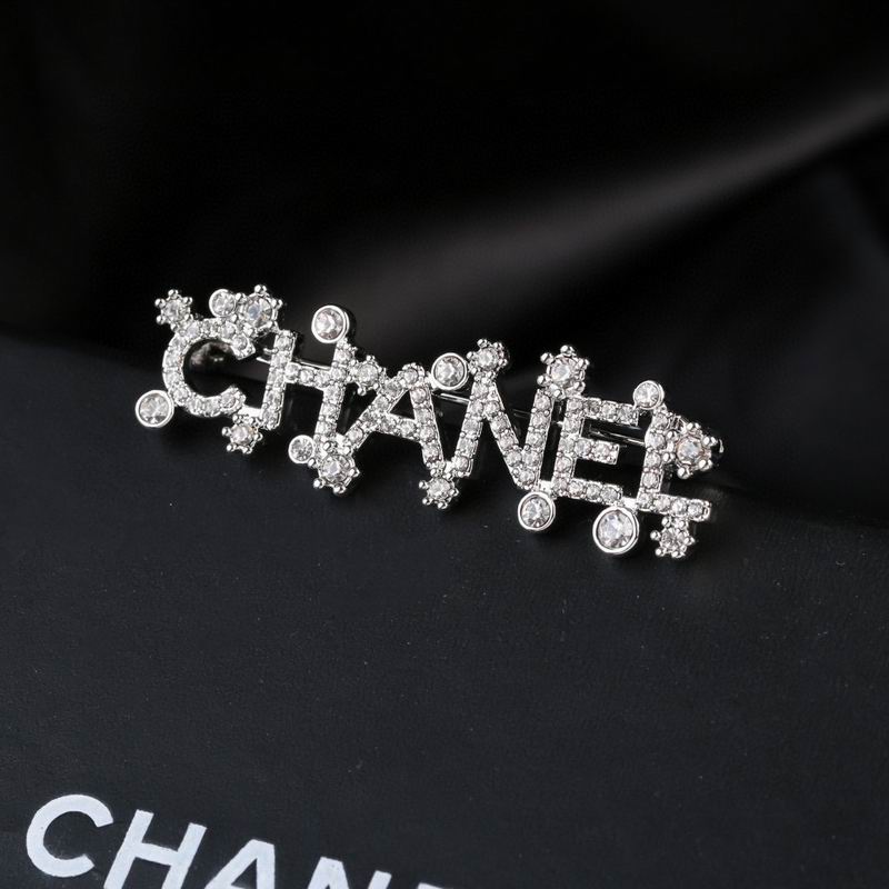 Chanel Brooch 08yxq26 (3)