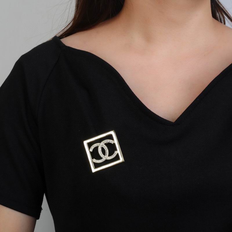 Chanel Brooch 08yxq28 (8)