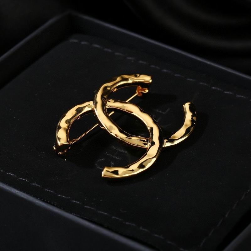 Chanel Brooch 08yxq30 (4)