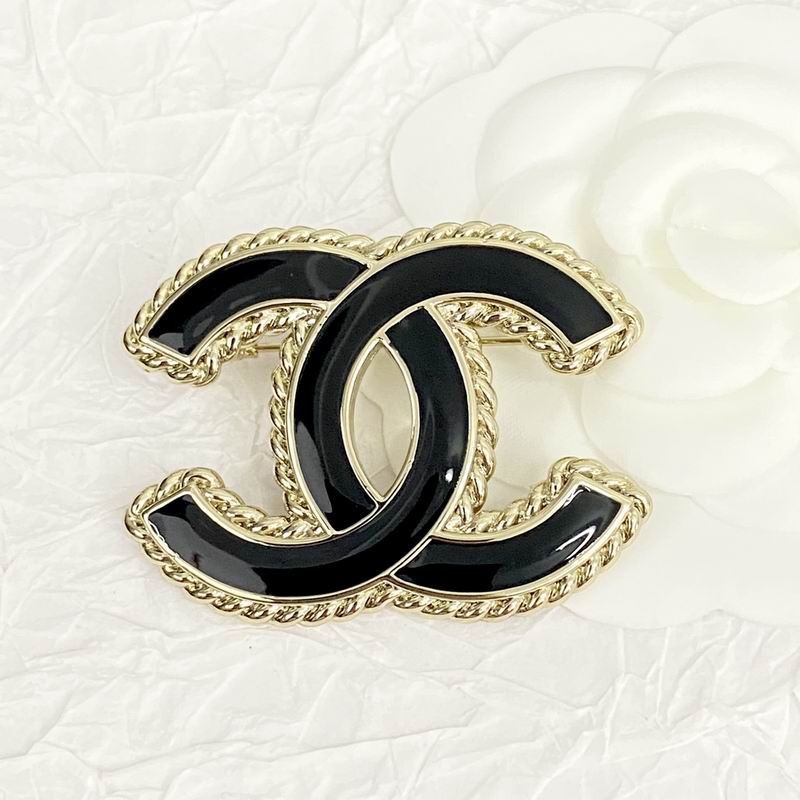 Chanel Brooch 08yxq32 (5)