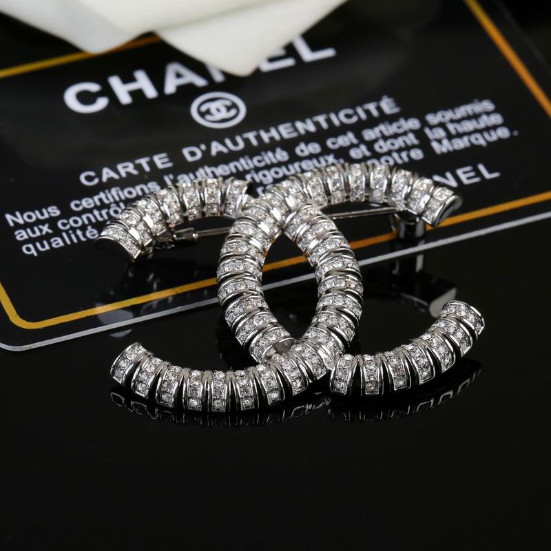 Chanel Brooch 08yxq33 (1)