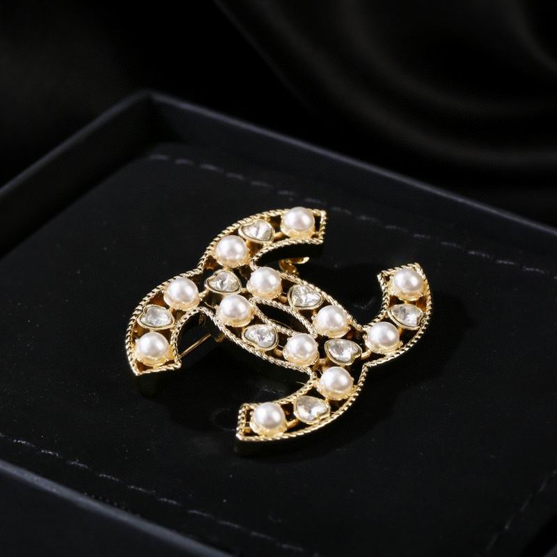 Chanel Brooch 09yxq01 (4)