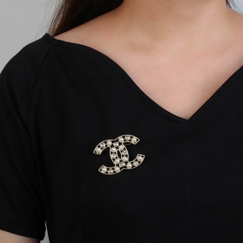 Chanel Brooch 09yxq01 (8)