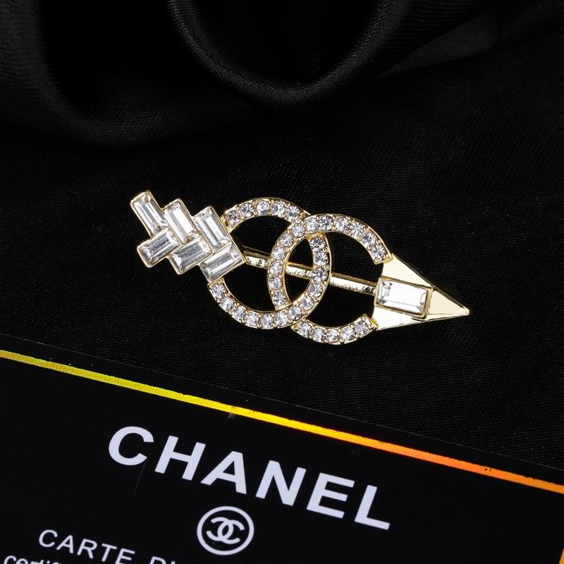 Chanel Brooch 09yxq02 (2)