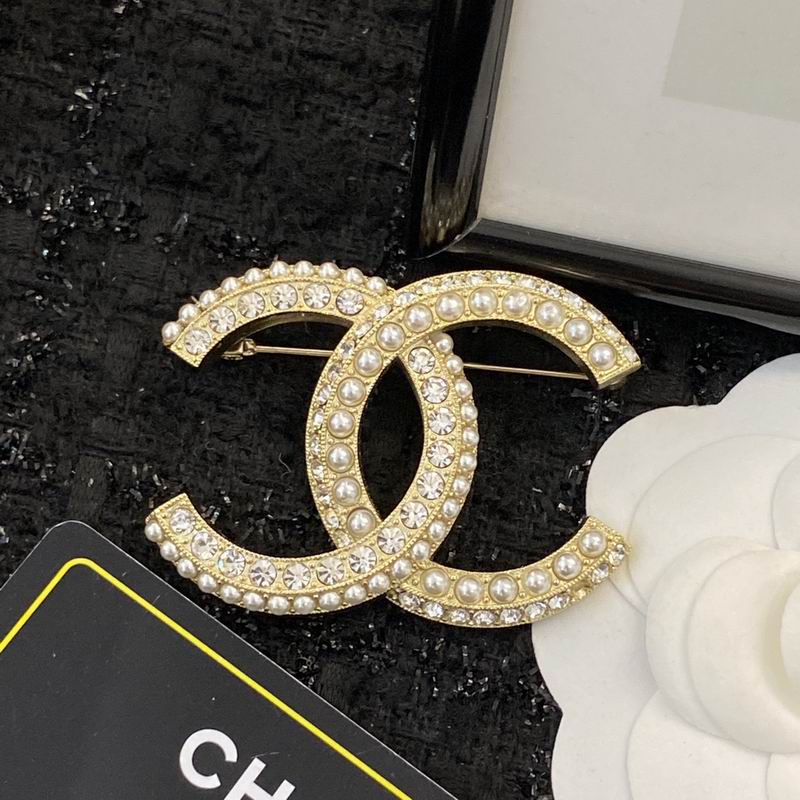 Chanel Brooch 09yxq04 (1)