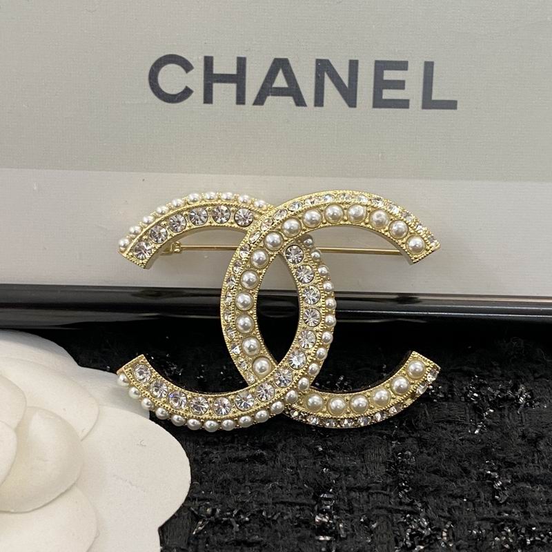 Chanel Brooch 09yxq04 (2)