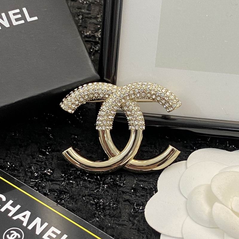 Chanel Brooch 09yxq05 (1)