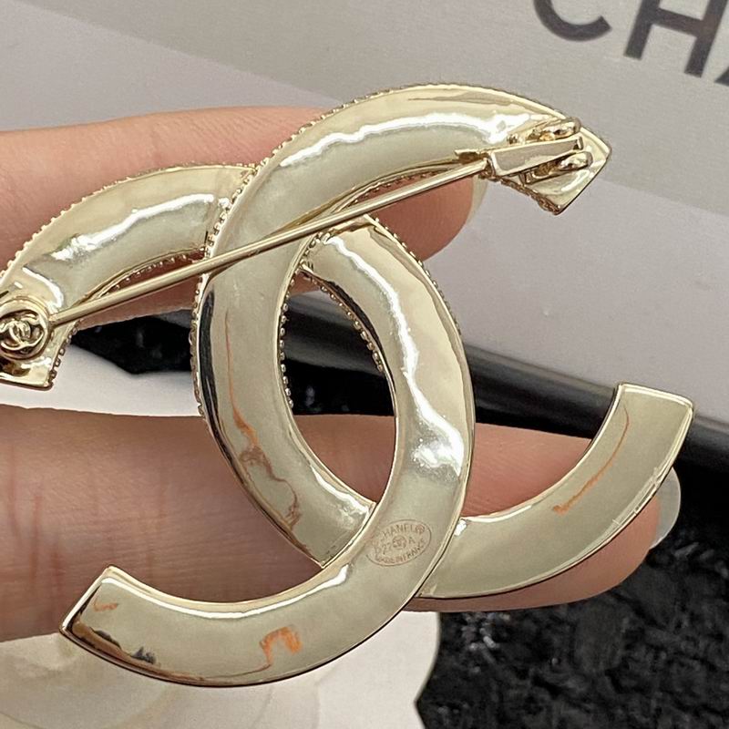 Chanel Brooch 09yxq05 (9)