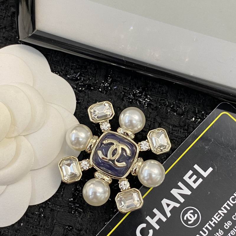 Chanel Brooch 09yxq06 (1)