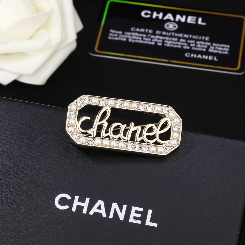 Chanel Brooch 09yxq10 (3)