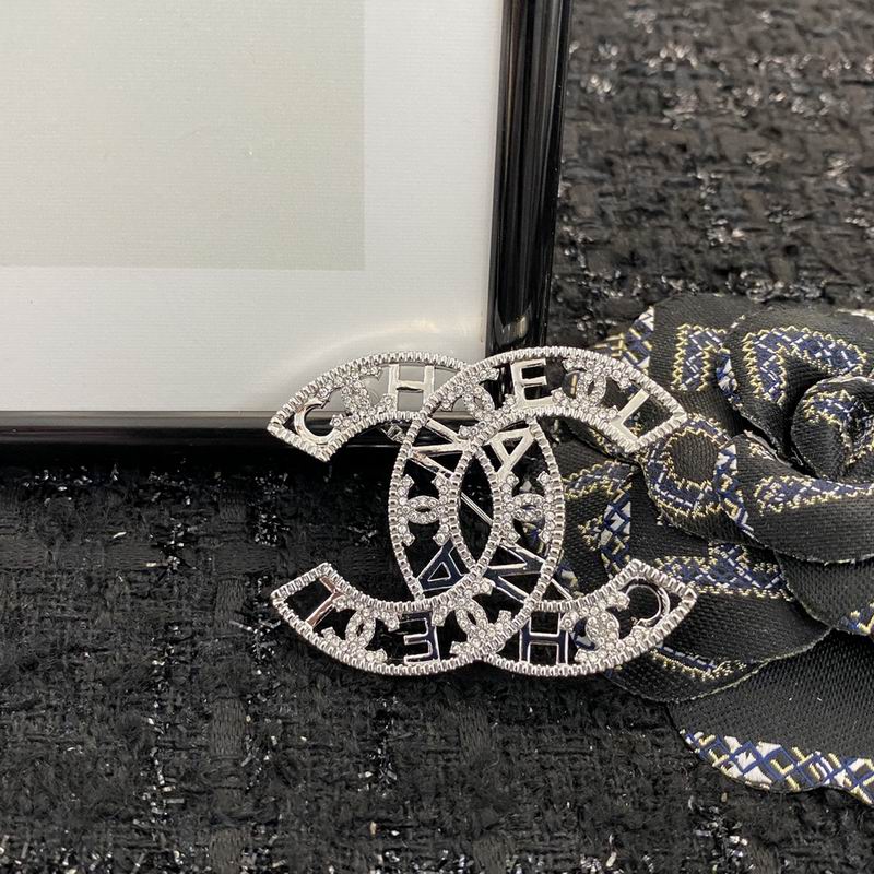 Chanel Brooch 09yxq11 (1)