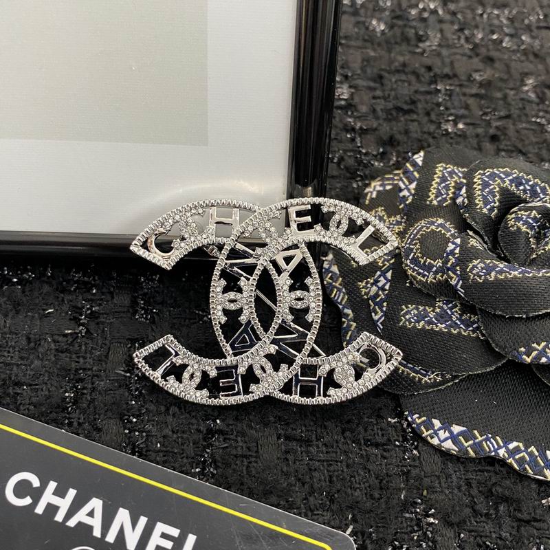 Chanel Brooch 09yxq11 (2)