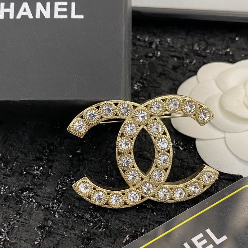 Chanel Brooch 09yxq14 (3)
