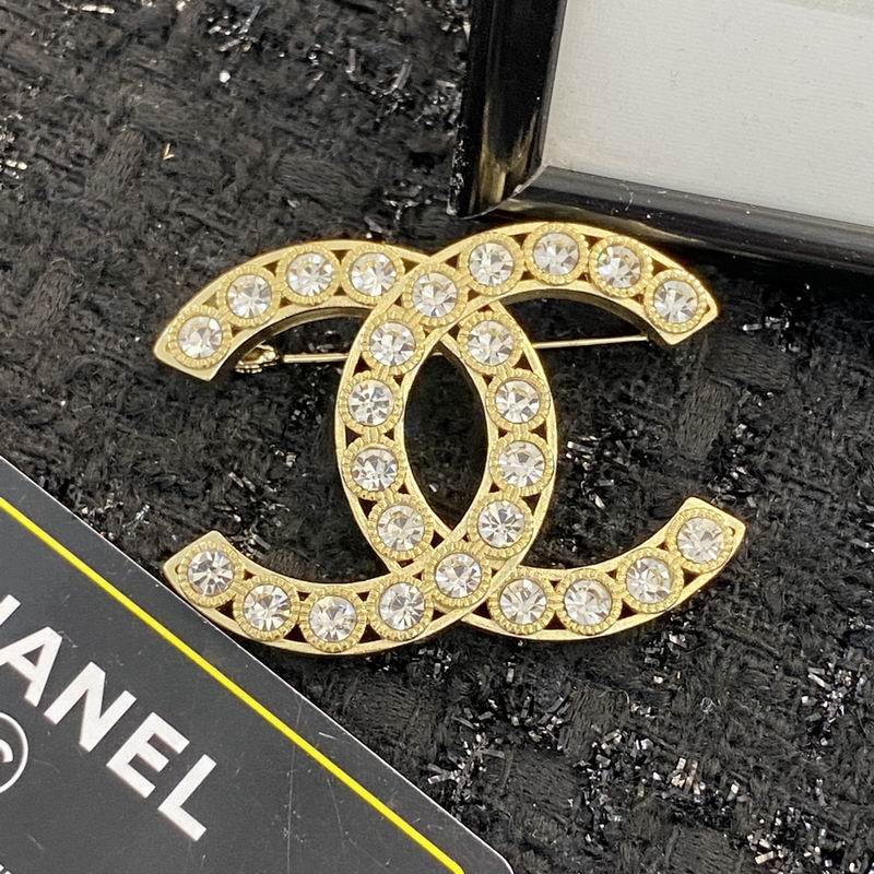 Chanel Brooch 09yxq14 (9)