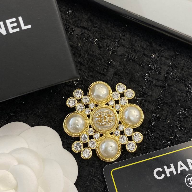 Chanel Brooch 09yxq19 (1)