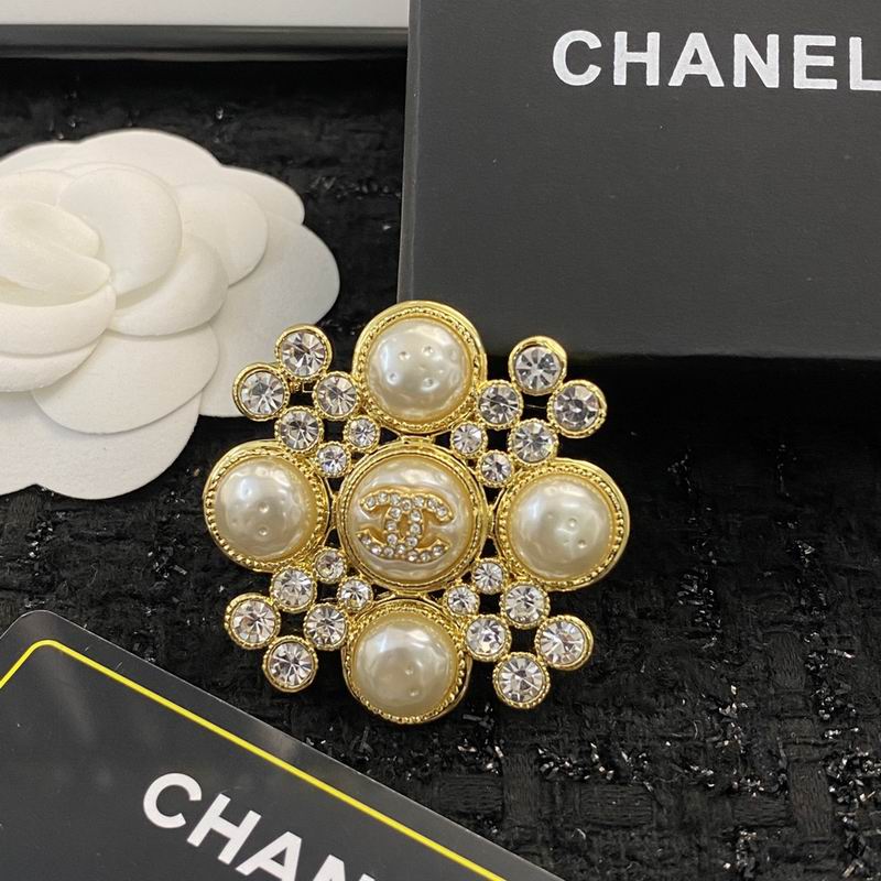 Chanel Brooch 09yxq19 (2)