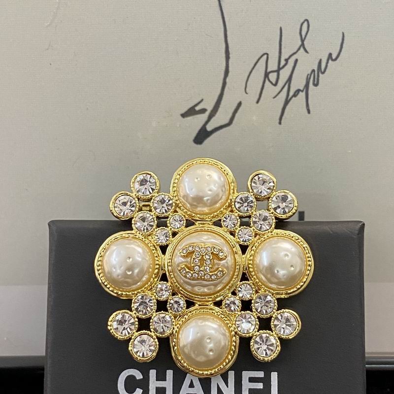 Chanel Brooch 09yxq19 (8)