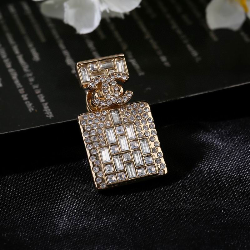 Chanel Brooch 09yxq22 (5)