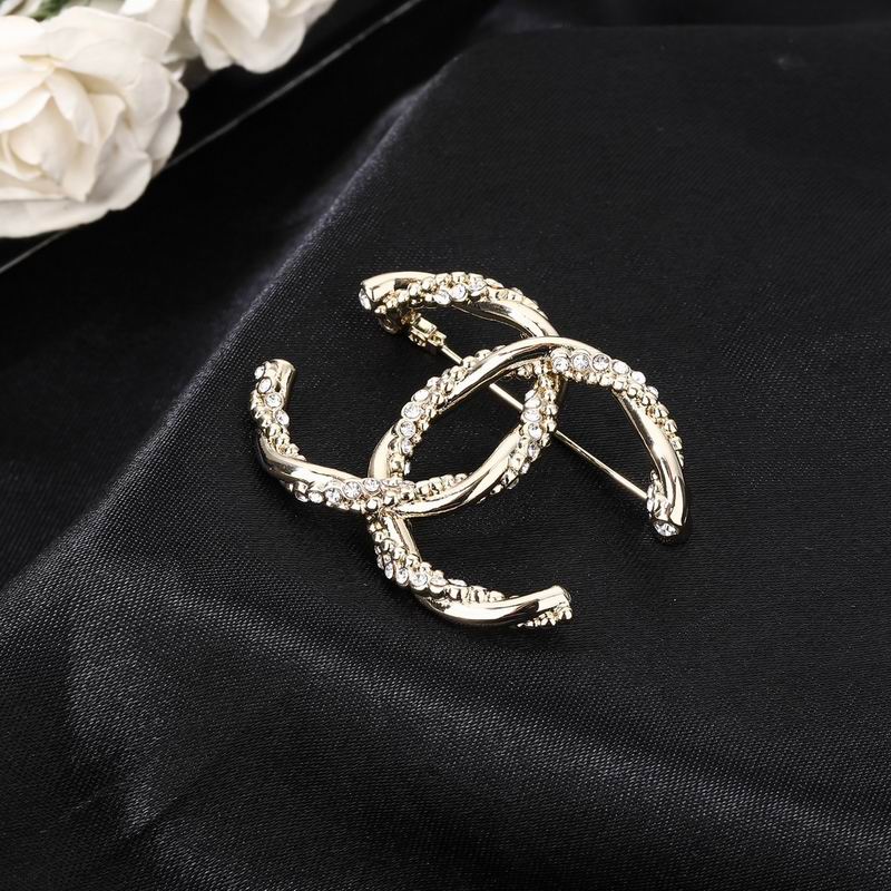 Chanel Brooch 09yxq23 (4)