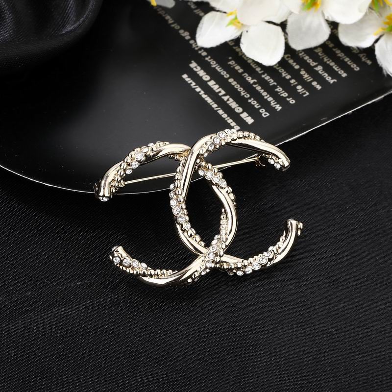 Chanel Brooch 09yxq23 (5)