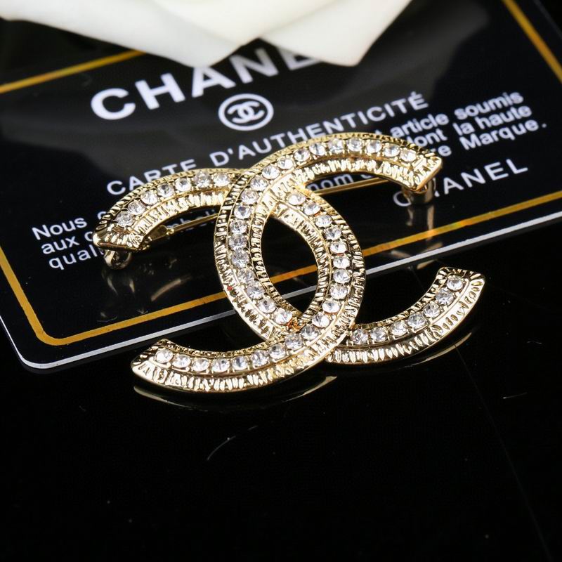 Chanel Brooch 09yxq24 (2)
