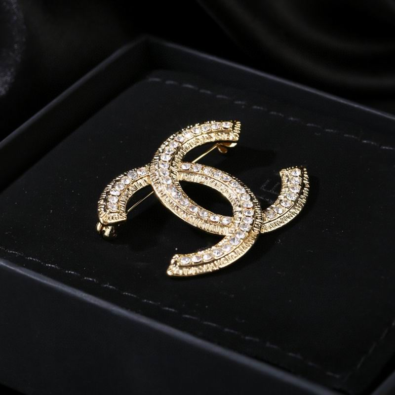Chanel Brooch 09yxq24 (4)